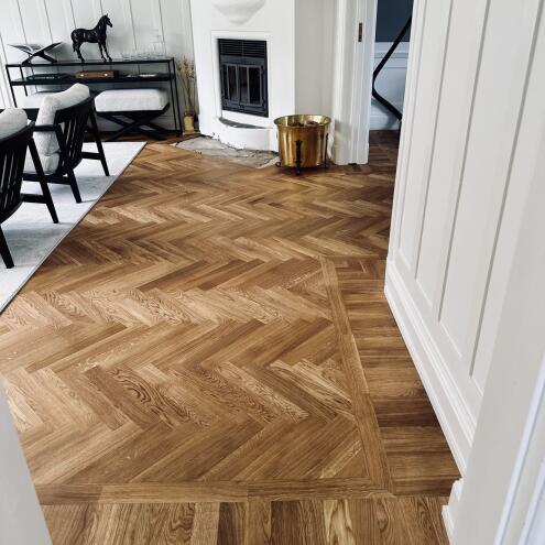 Vill du ha inspiration inför ditt val av golv? Besök vårt showroom Göteborg. Kontakta oss för tidsbokning redan idag!